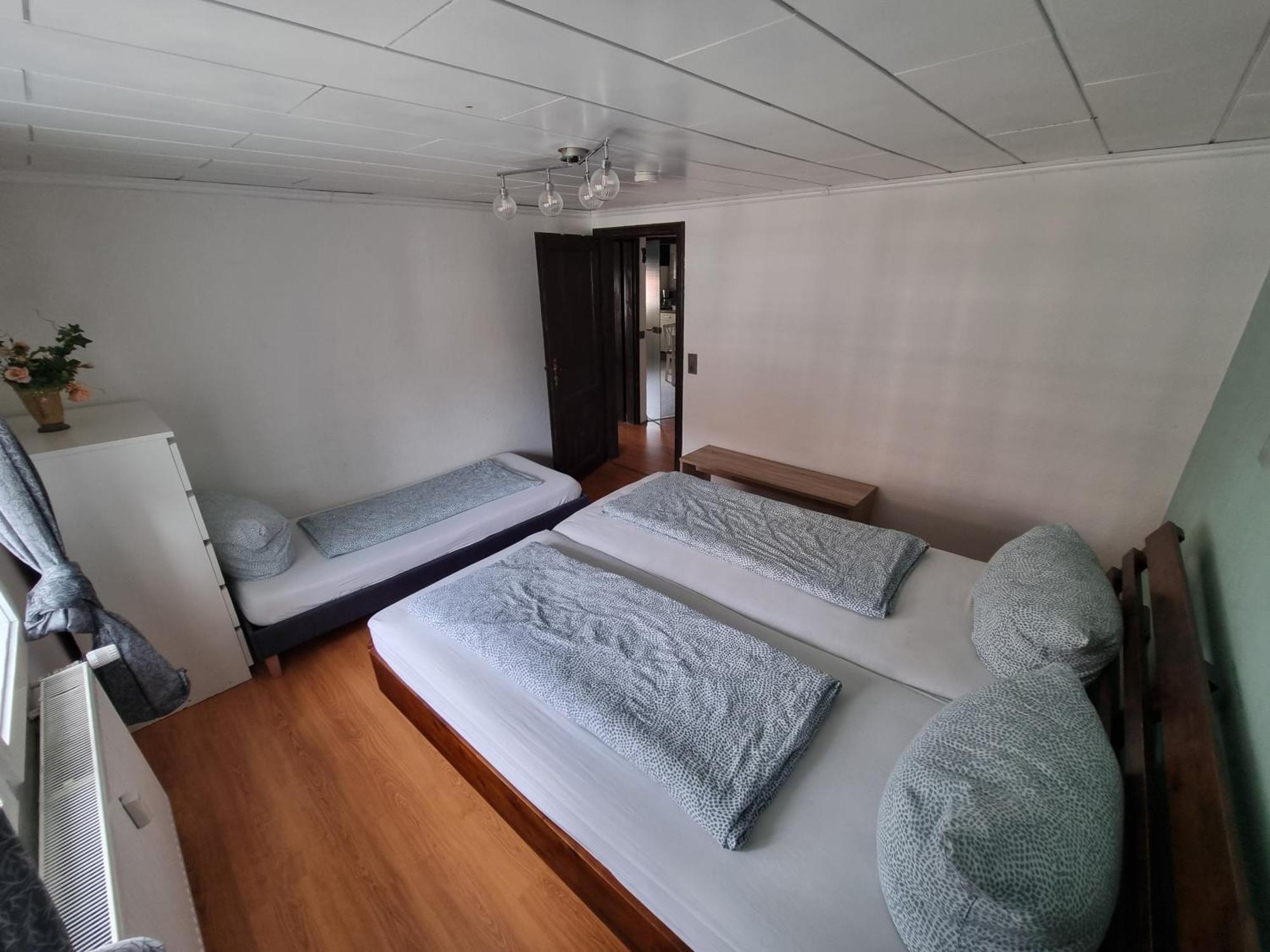 Ferienwohnung/monteurwohnung Im Herzen Von *